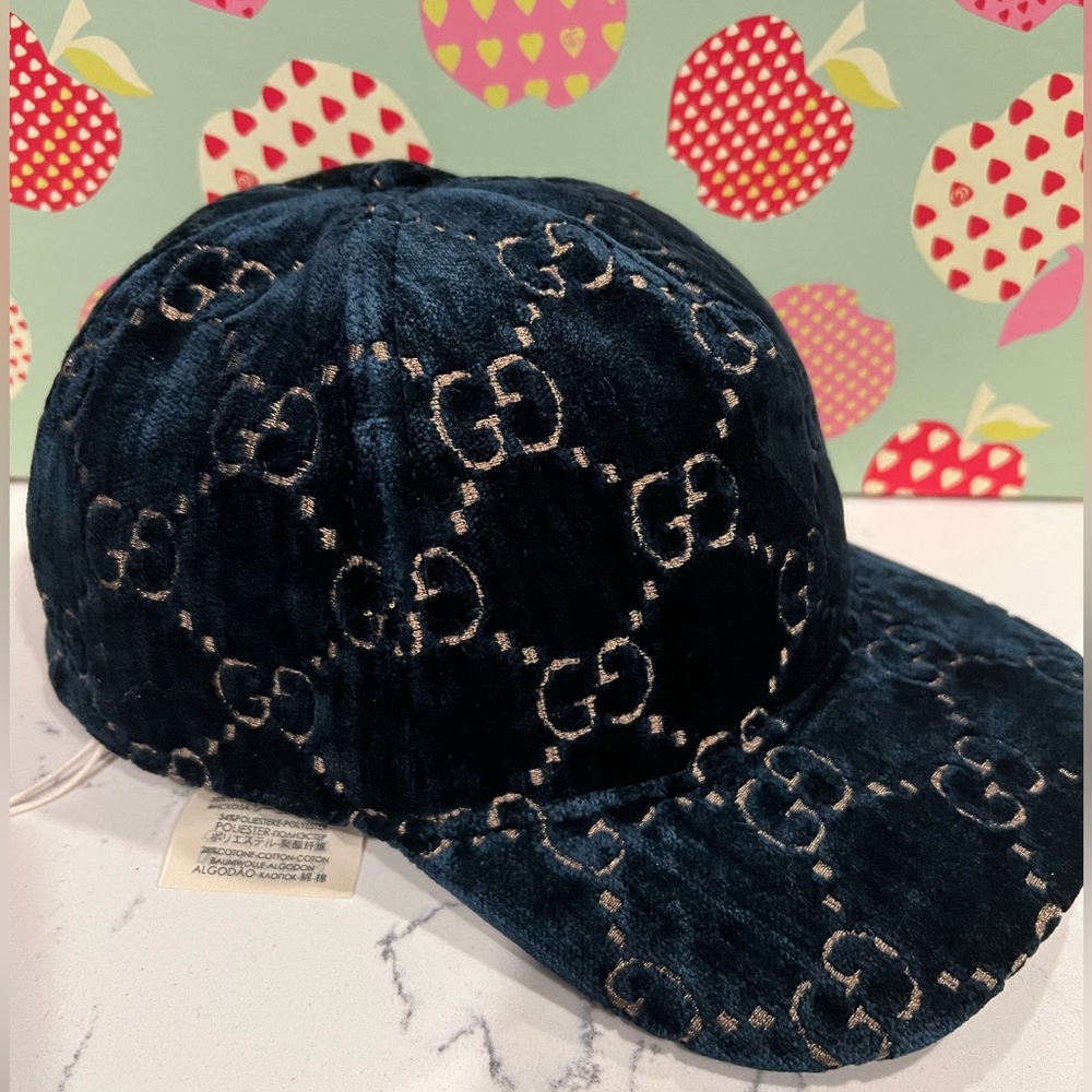 Gucci Kids Velvet GG Baseball Cap - Size Small nwt